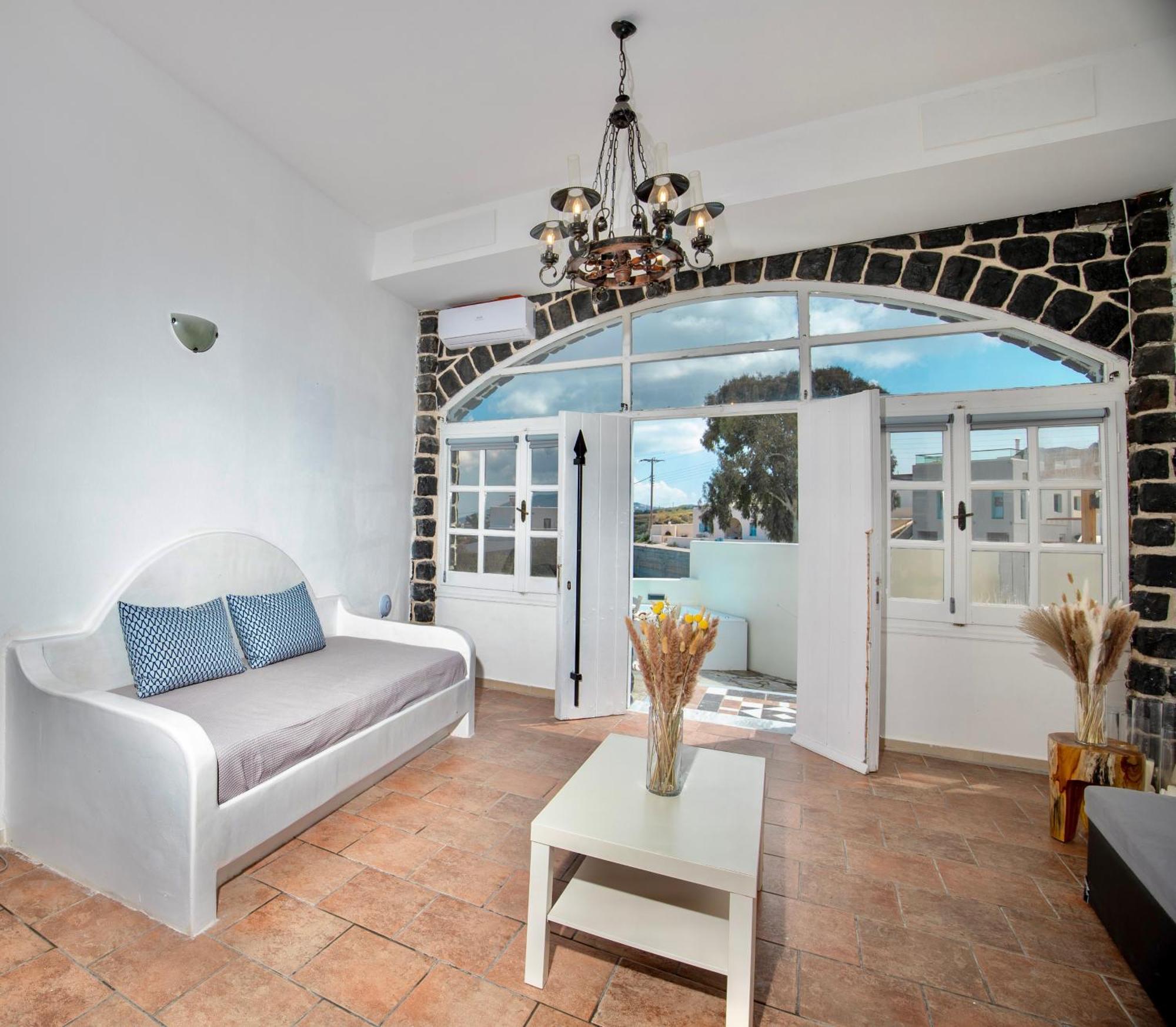 Dawn Suites Santorini Vourvoúlos Стая снимка
